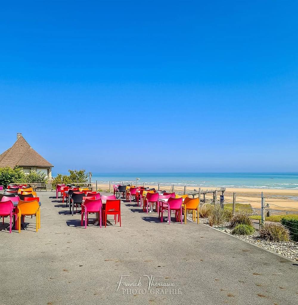 Logis Du Casino Restaurant Le Mathelia 3* Vierville-sur-Mer